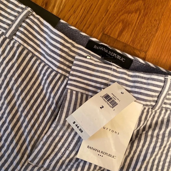 Shorts - Picture 2 of 2